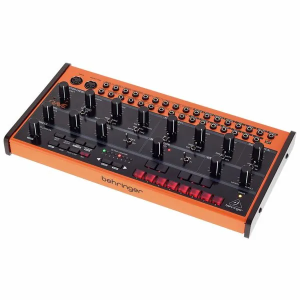 Sintetizzatore semimodulare Behringer Crave